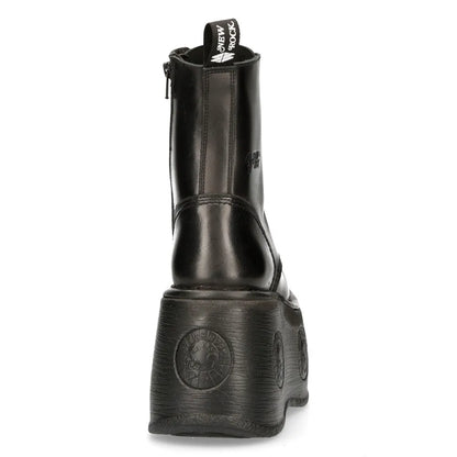 C12