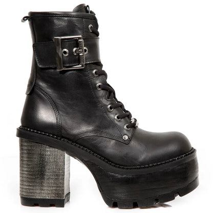 C9